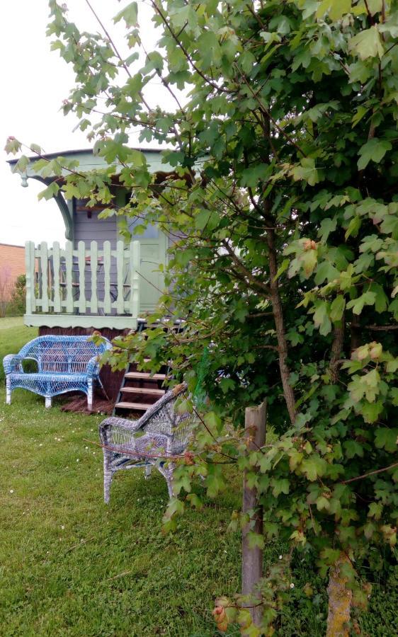 La Parenthese Guest House Villeret Exterior photo