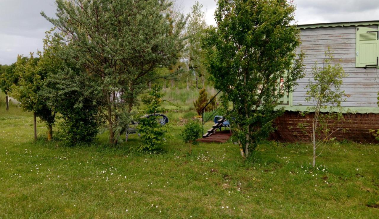 La Parenthese Guest House Villeret Exterior photo
